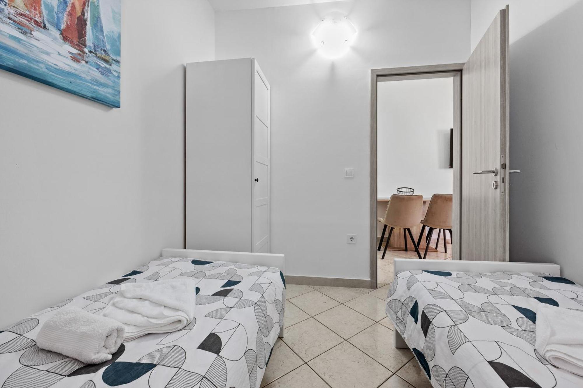 New Apartment Lejla Šišan Bagian luar foto