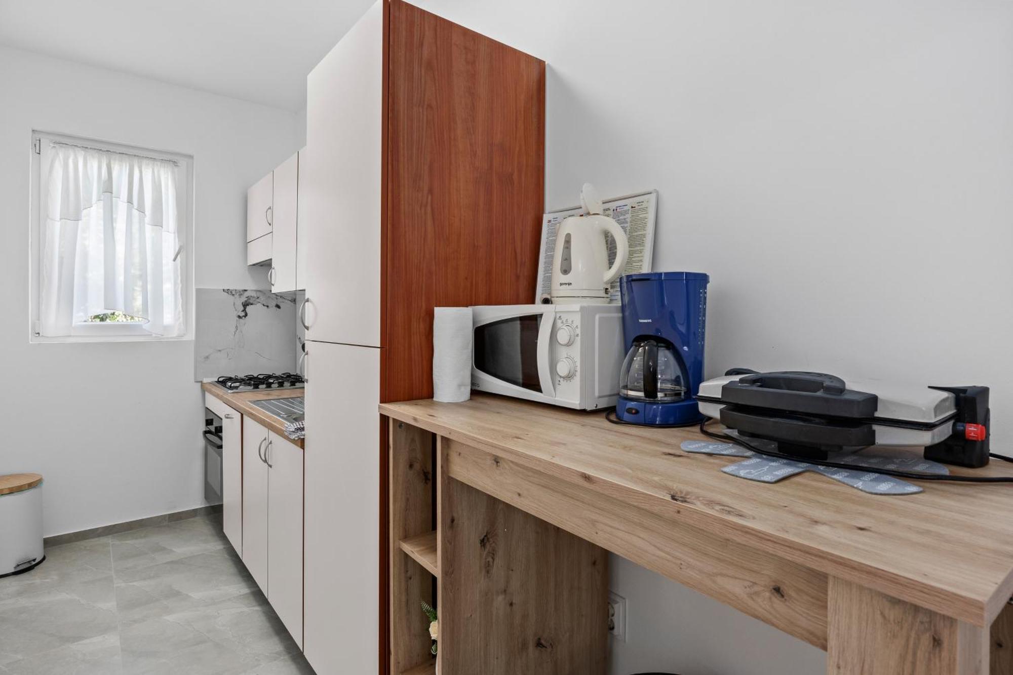 New Apartment Lejla Šišan Bagian luar foto