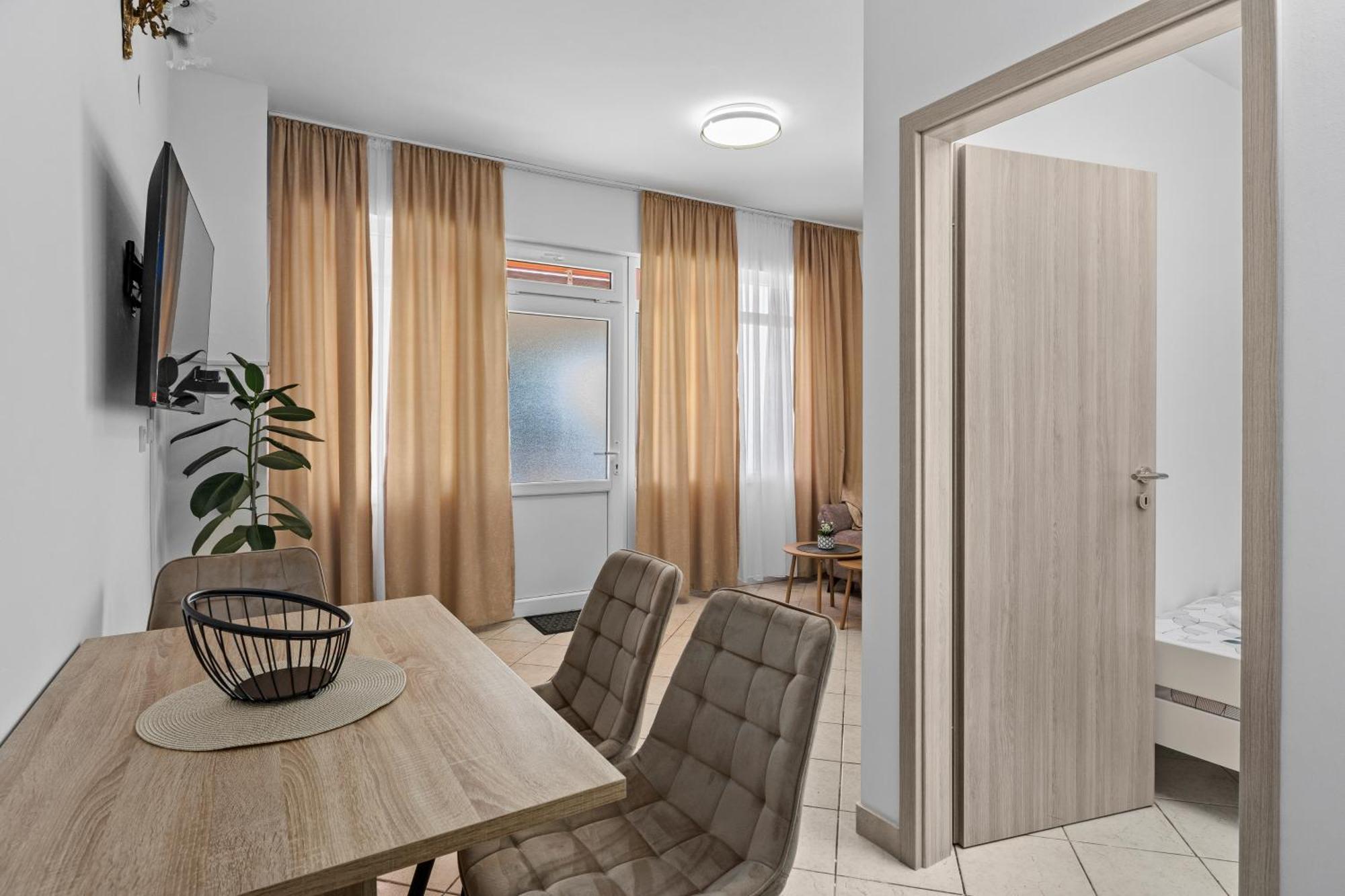 New Apartment Lejla Šišan Bagian luar foto